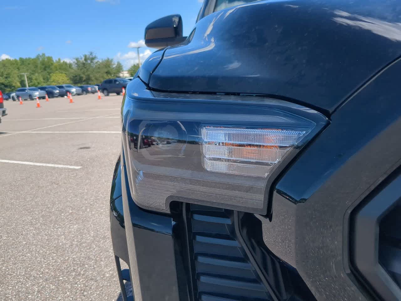 Thumbnail: 2025 Toyota Tacoma - 10