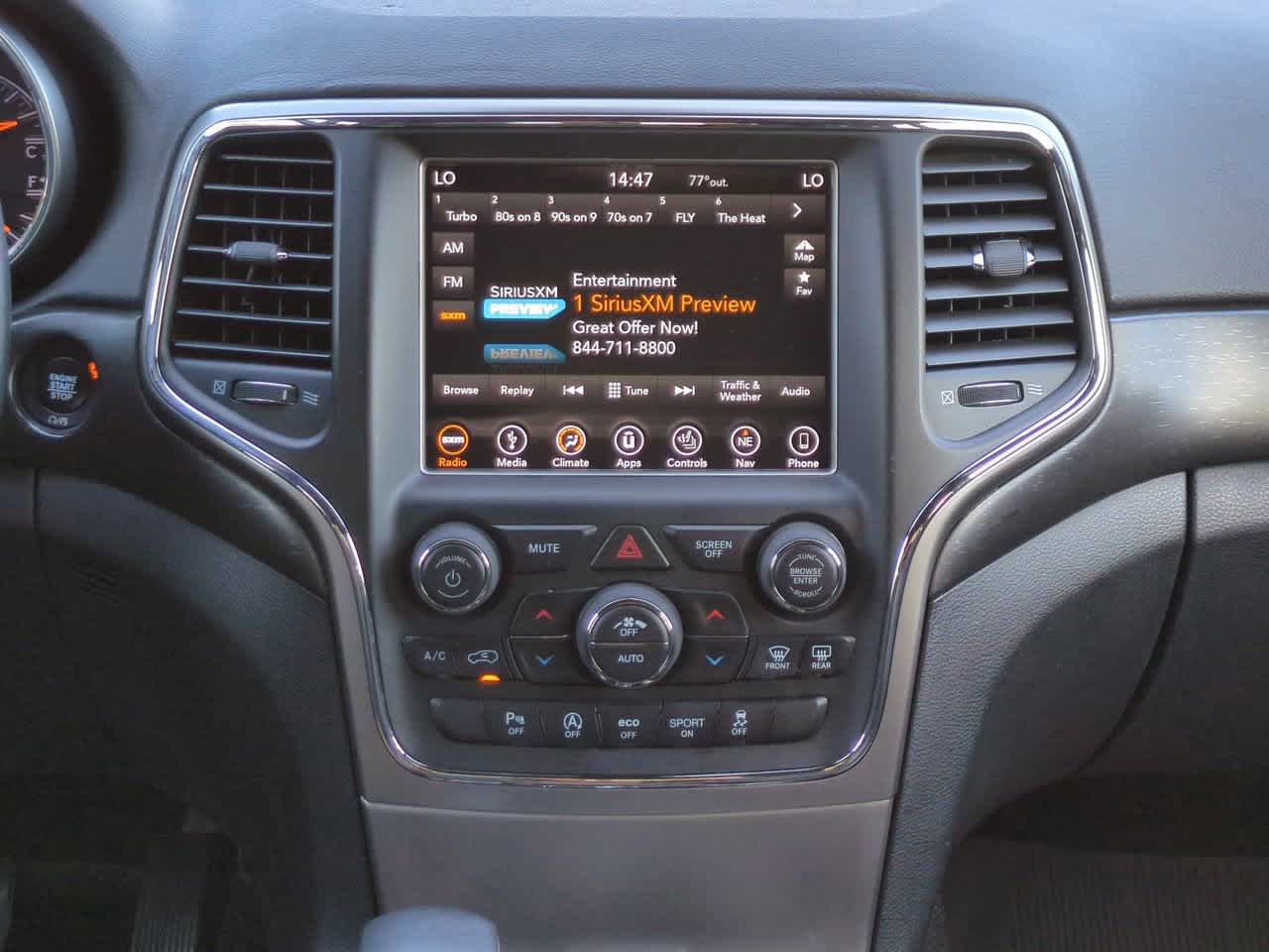 Thumbnail: 2018 Jeep Grand Cherokee - 17