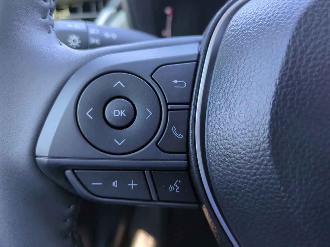 Thumbnail: 2026 Toyota Corolla Cross - 22