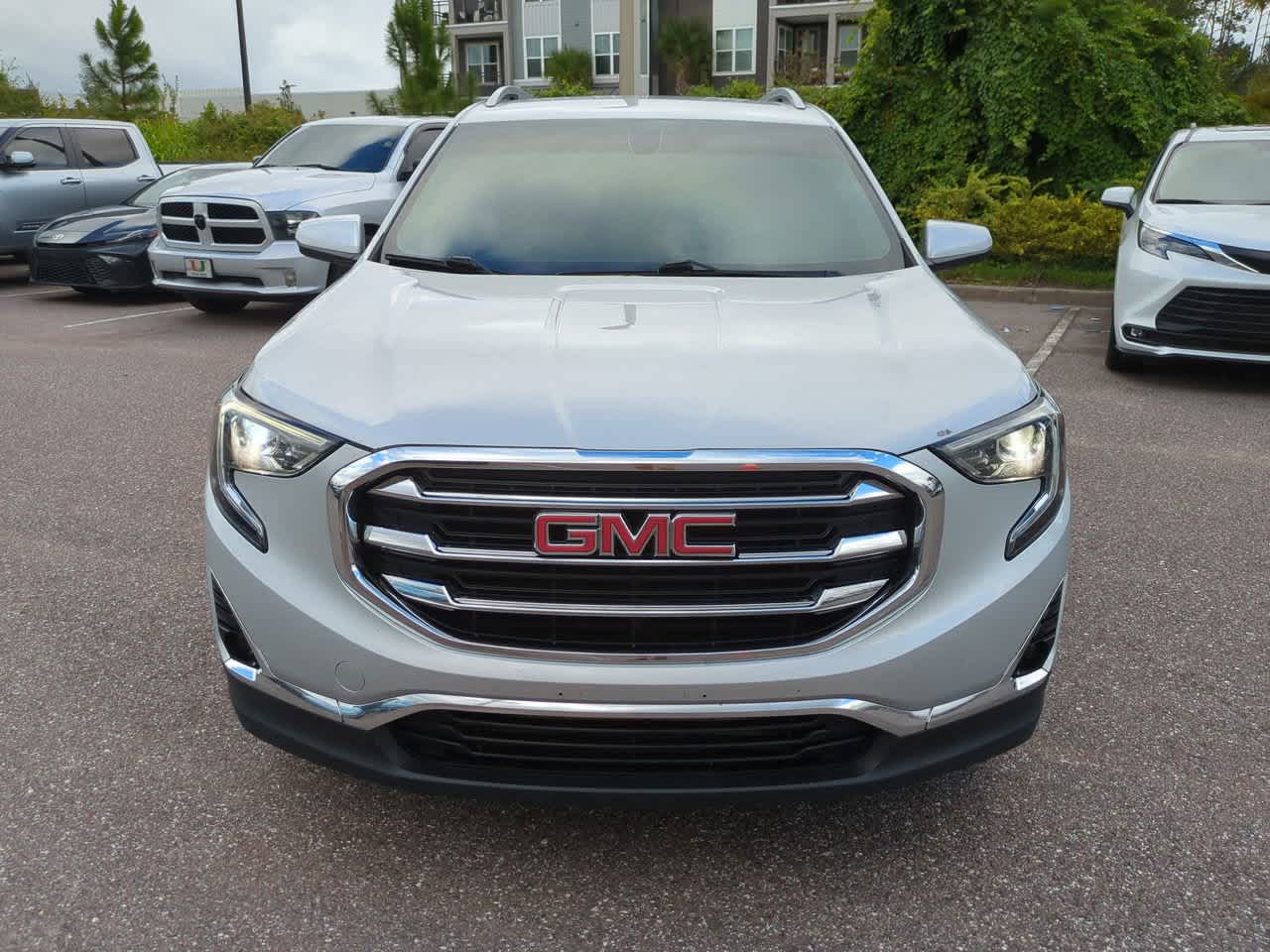 Thumbnail: 2019 GMC Terrain - 9