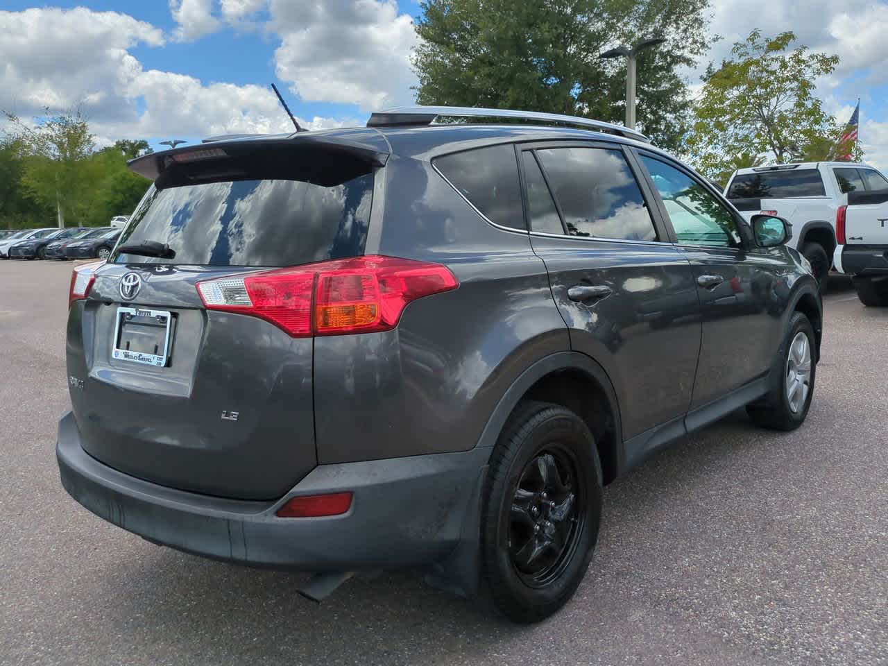 Thumbnail: 2014 Toyota RAV4 - 6