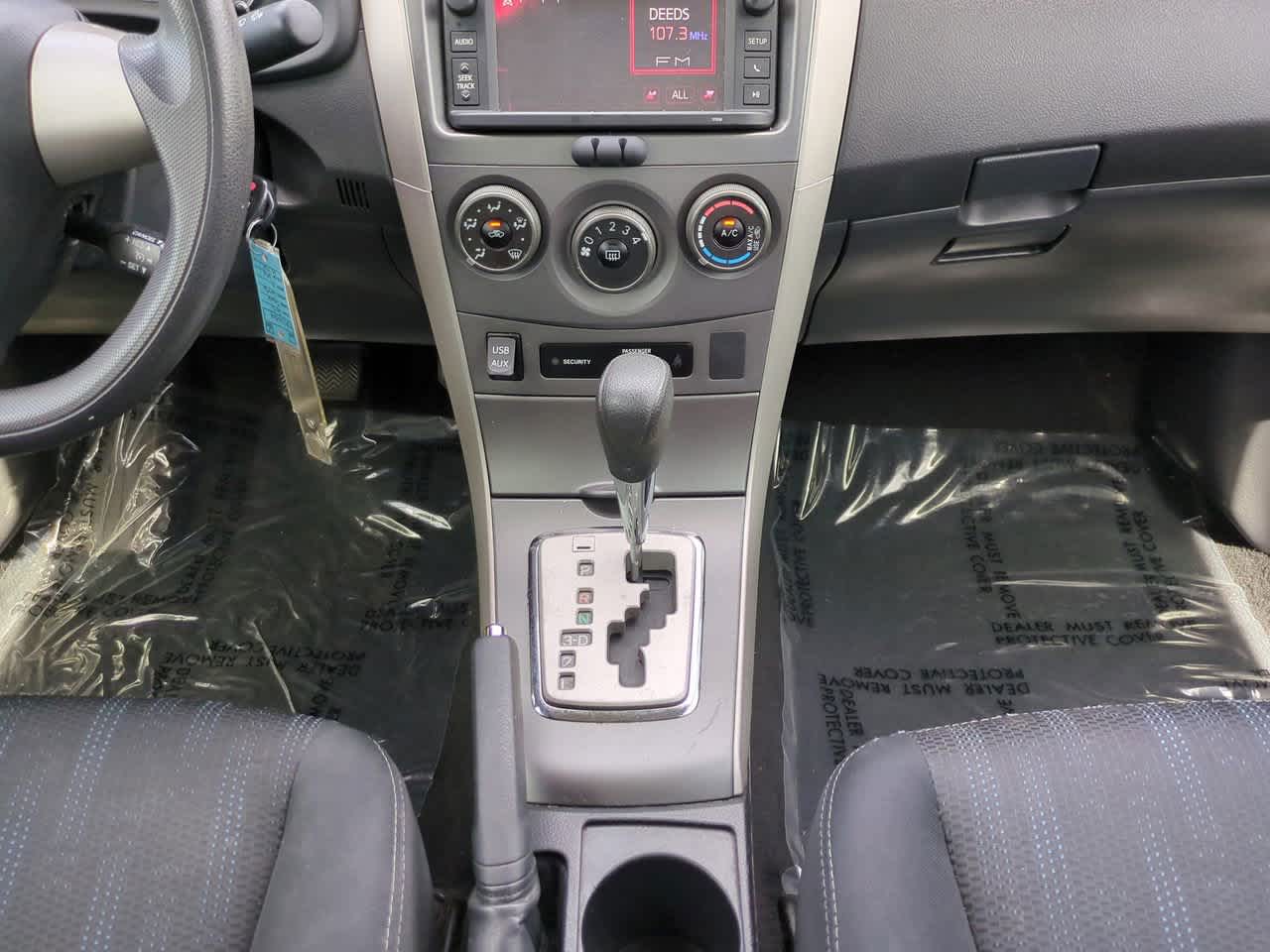Thumbnail: 2013 Toyota Corolla - 17