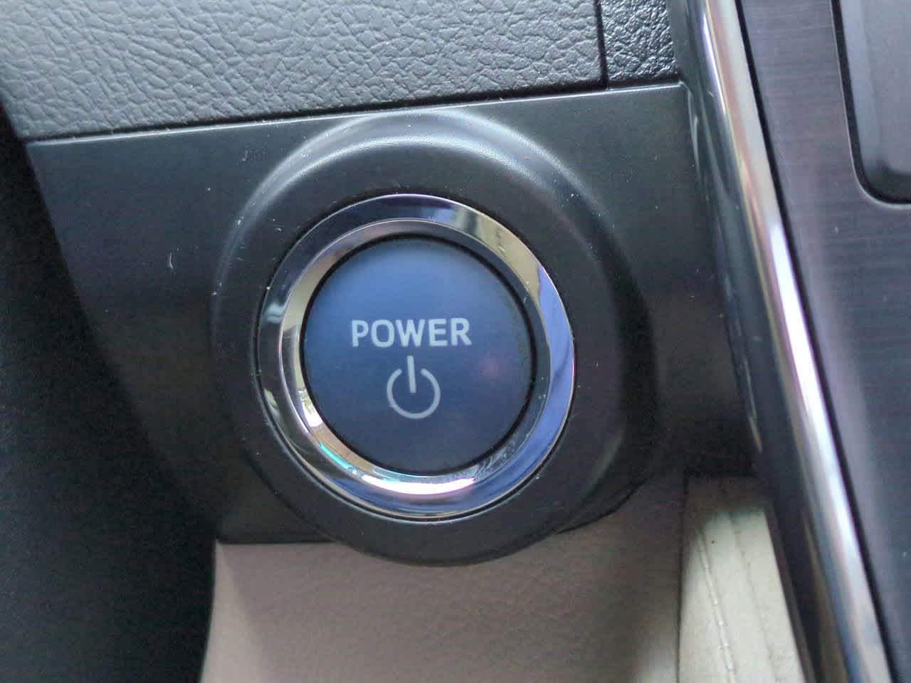 Thumbnail: 2014 Toyota Camry - 26