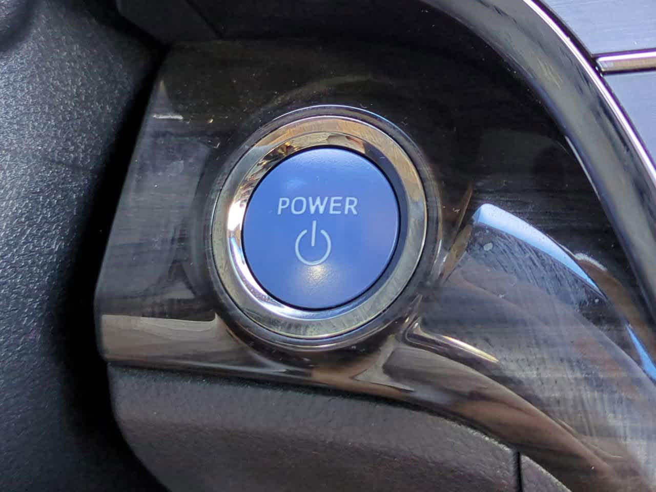 Thumbnail: 2013 Toyota Avalon - 28