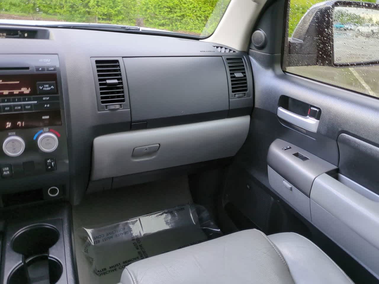 Thumbnail: 2010 Toyota Tundra - 16