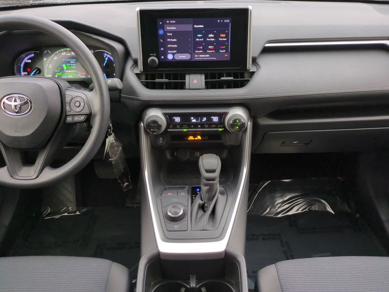 Thumbnail: 2025 Toyota RAV4 - 18