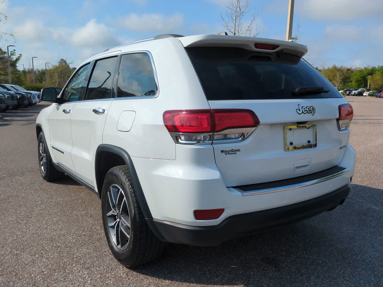 Thumbnail: 2022 Jeep Grand Cherokee - 4