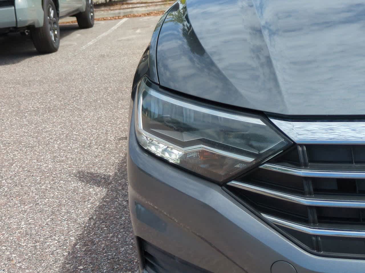 Thumbnail: 2019 Volkswagen Jetta - 10