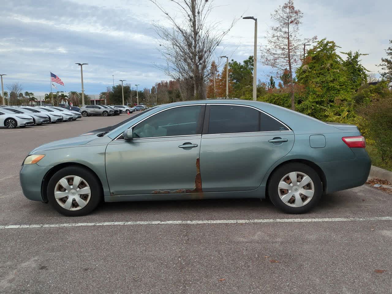 Thumbnail: 2009 Toyota Camry - 3