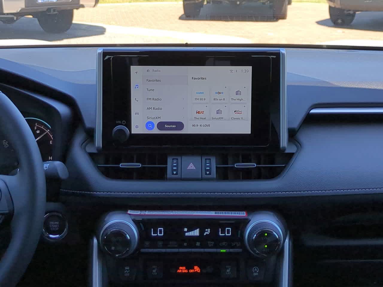 Thumbnail: 2025 Toyota RAV4 - 17