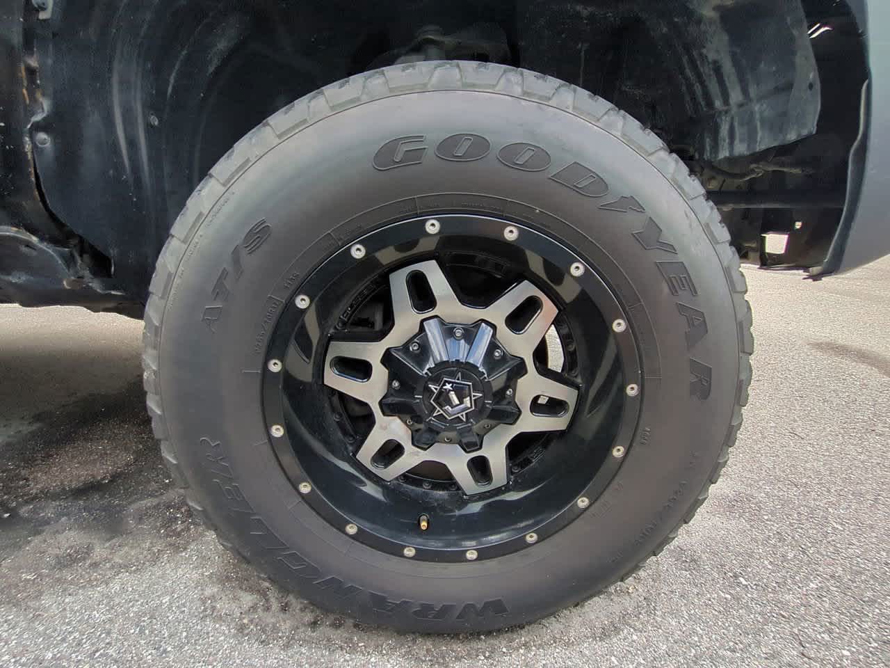 Thumbnail: 2007 Nissan Titan - 9