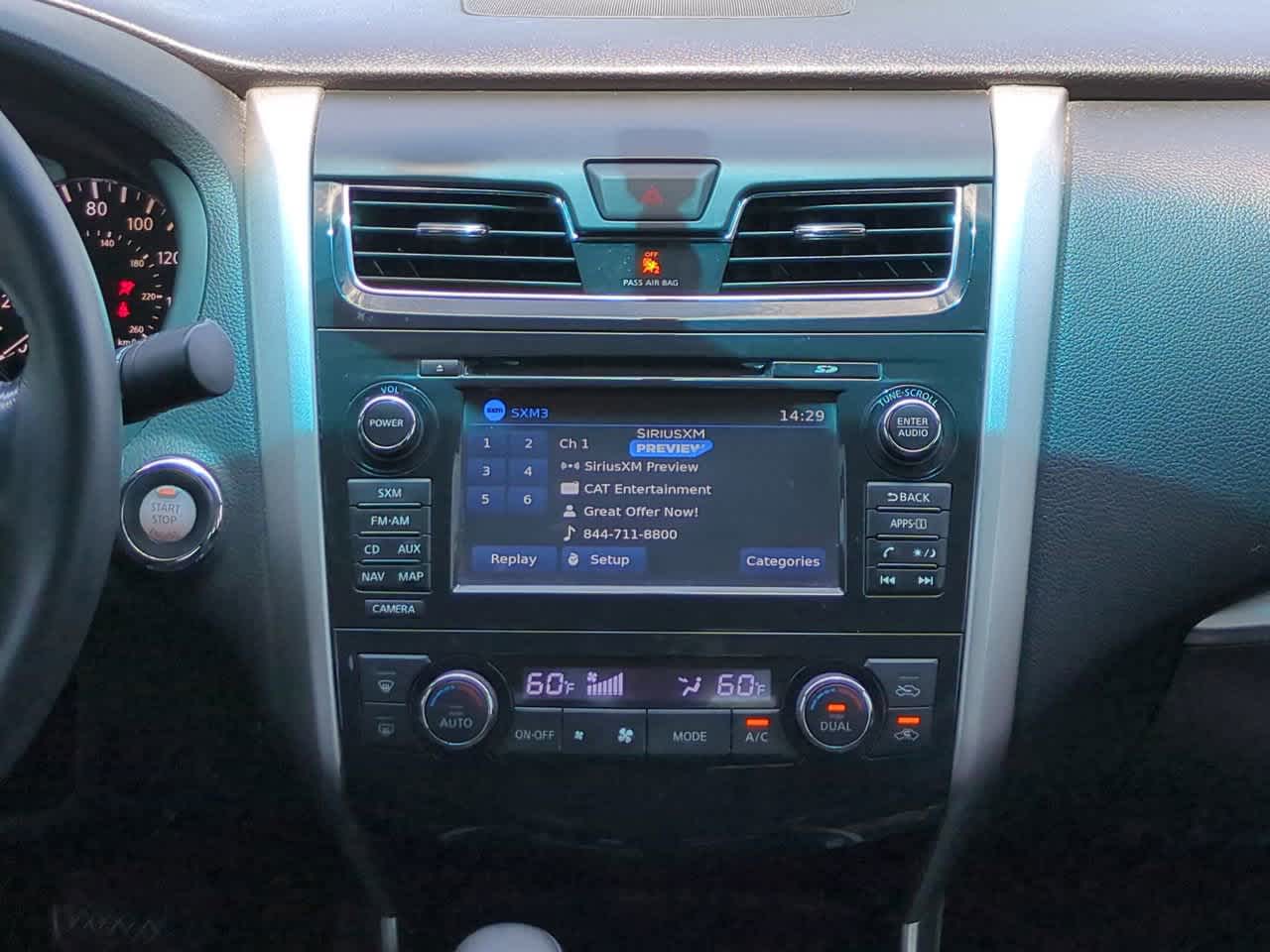 Thumbnail: 2015 Nissan Altima - 17