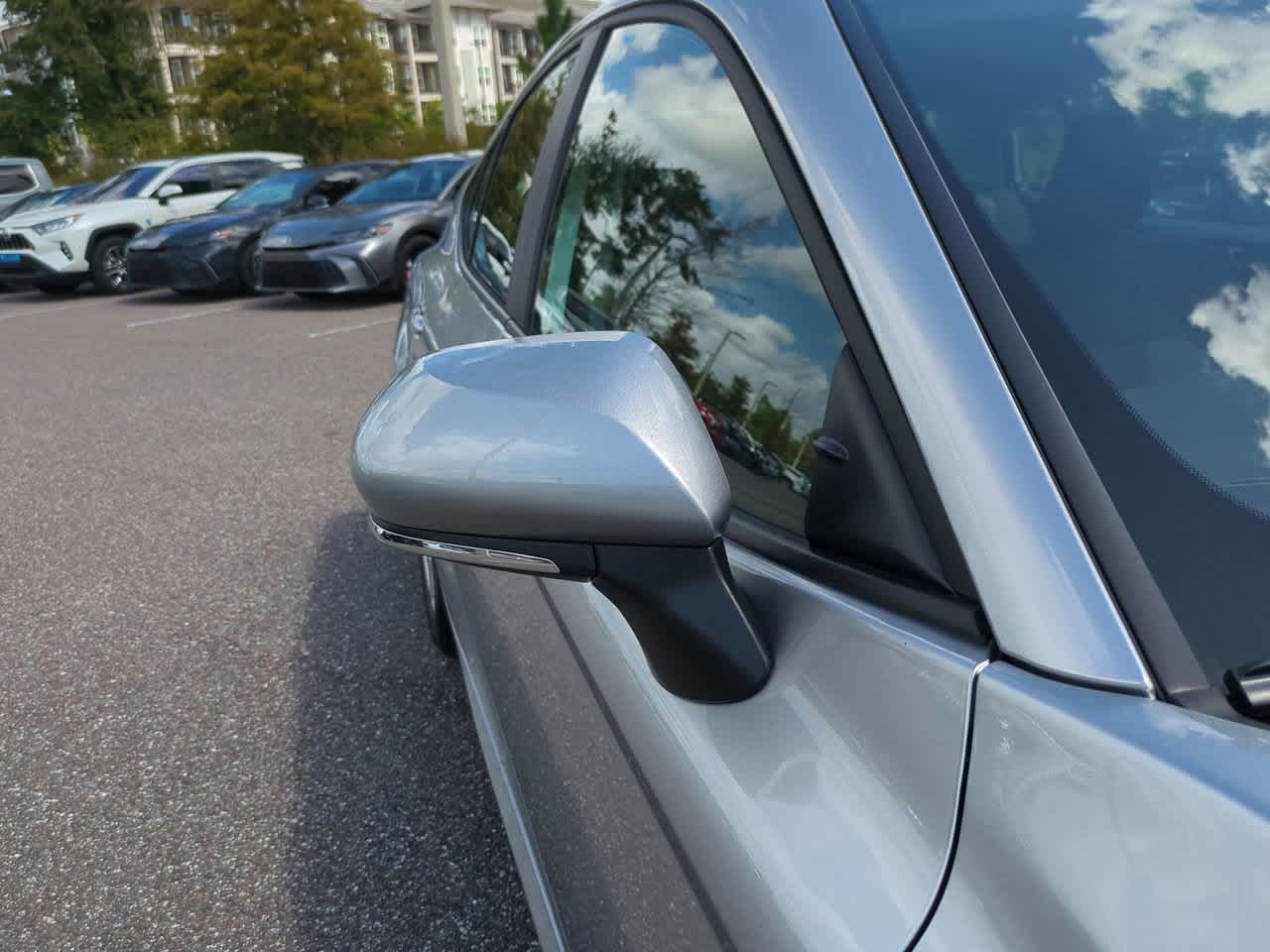 Thumbnail: 2025 Toyota Camry - 12