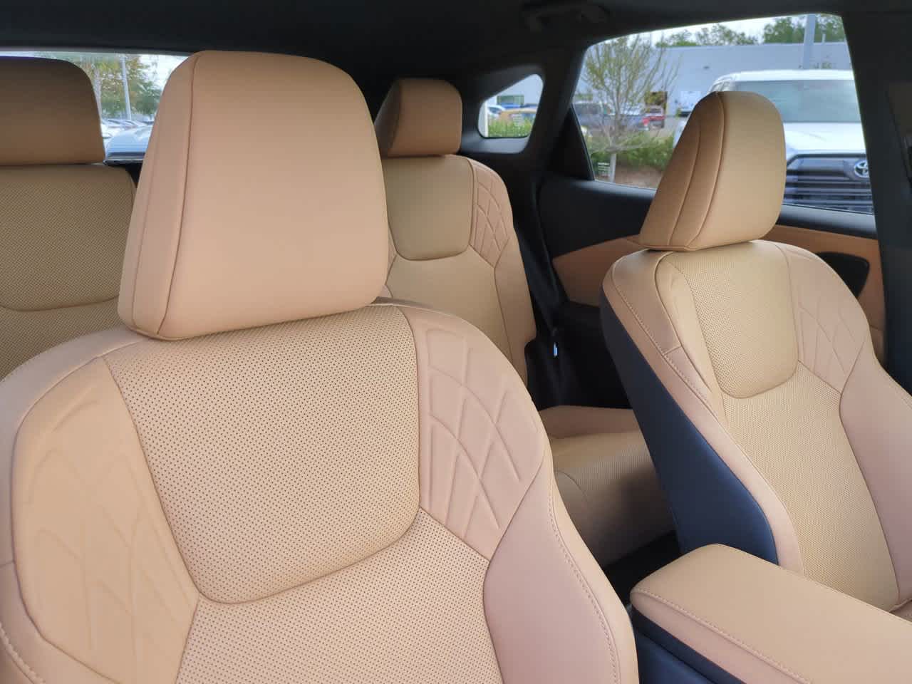 Thumbnail: 2025 Lexus RX - 7