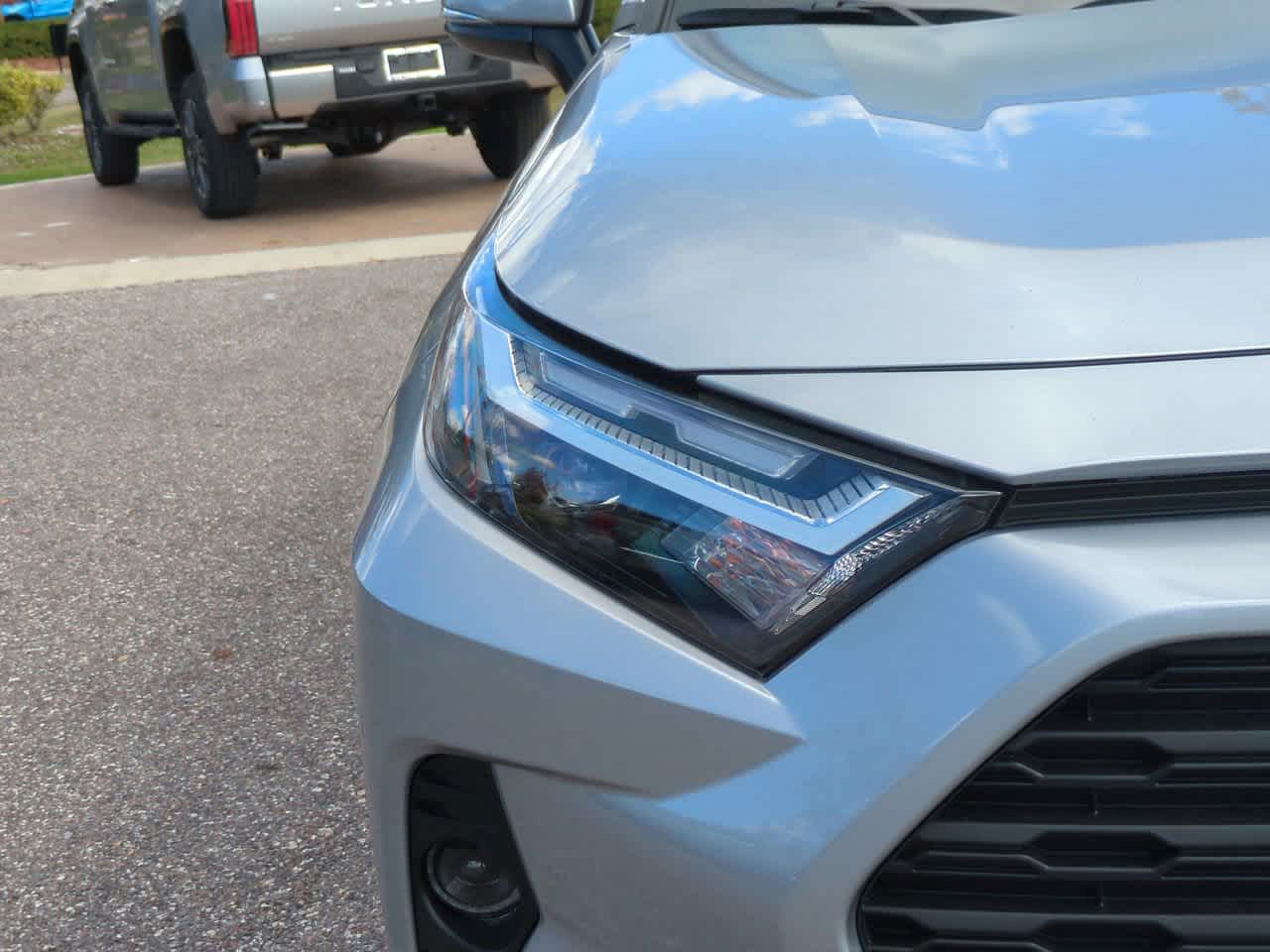 Thumbnail: 2025 Toyota RAV4 - 10