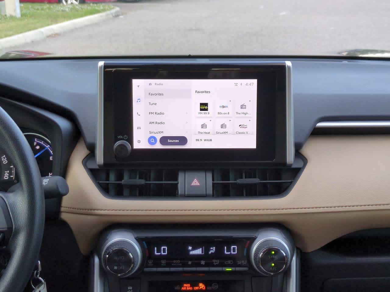 Thumbnail: 2025 Toyota RAV4 - 17