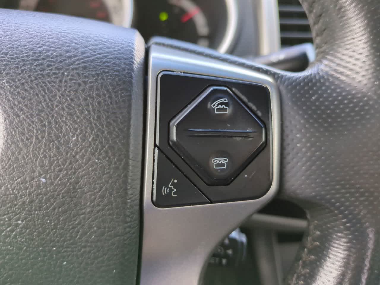 Thumbnail: 2015 Toyota Tacoma - 23