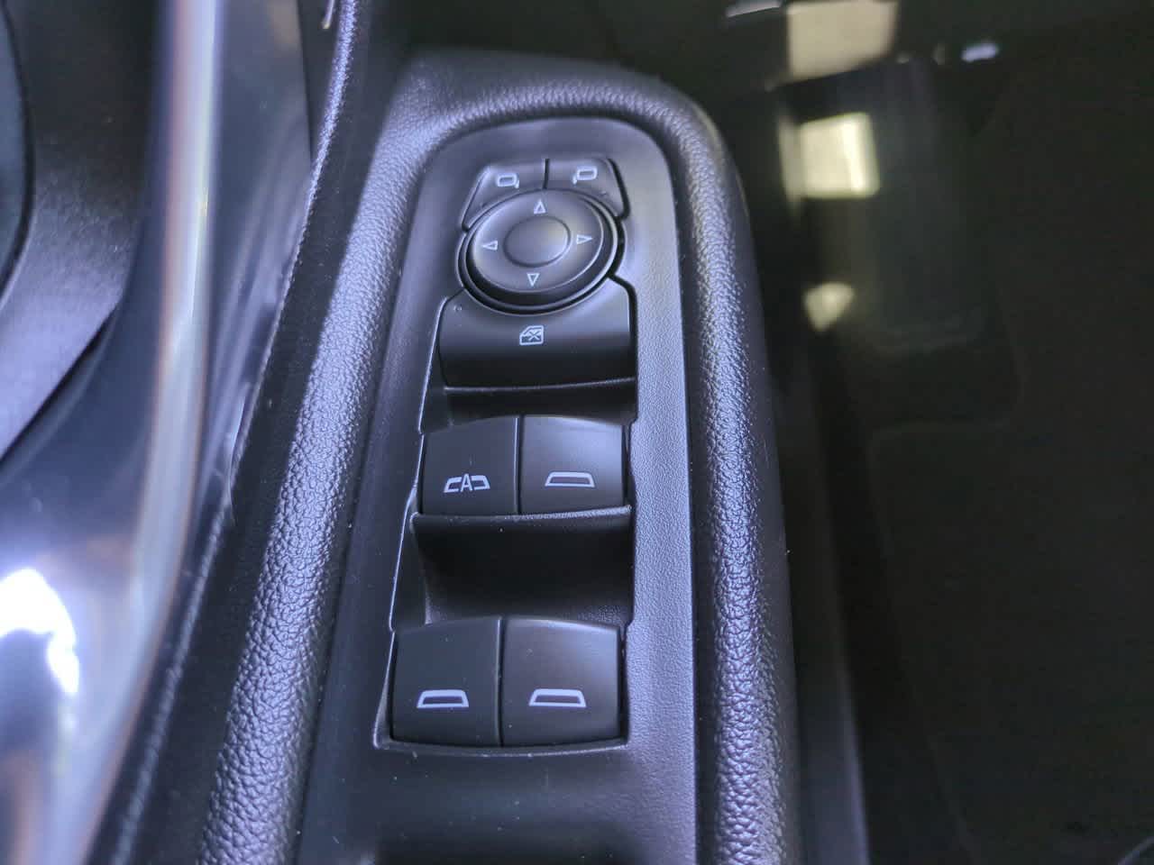 Thumbnail: 2021 GMC Terrain - 22