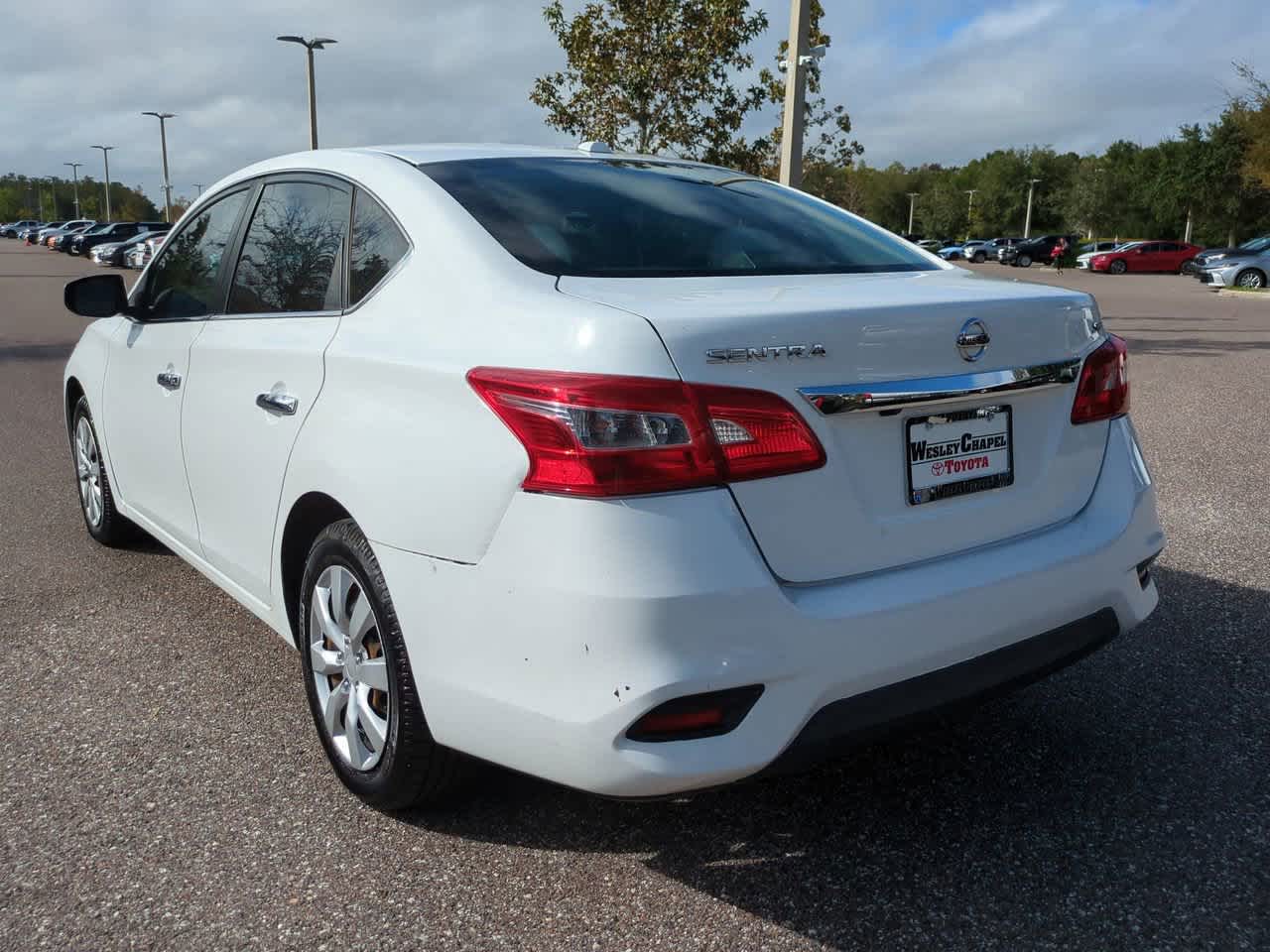 Thumbnail: 2016 Nissan Sentra - 4