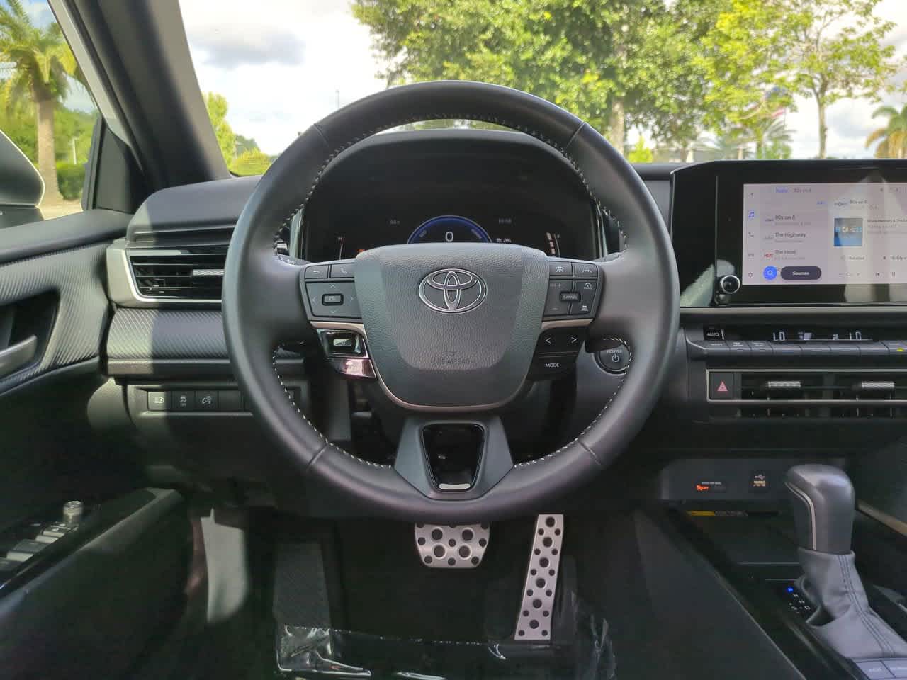 Thumbnail: 2025 Toyota Camry - 15
