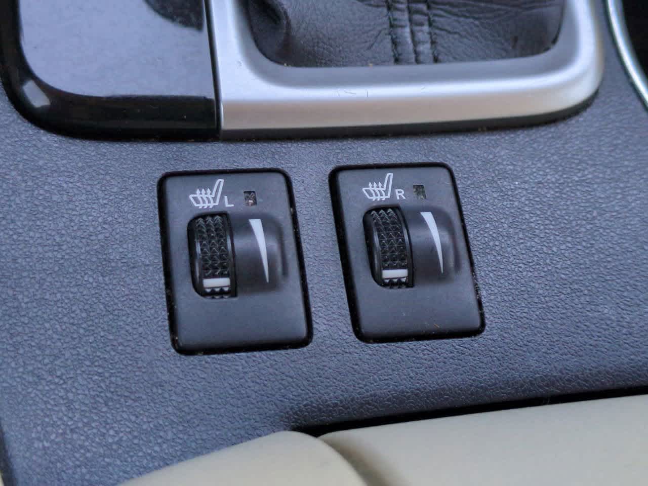 Thumbnail: 2017 Toyota Highlander - 24