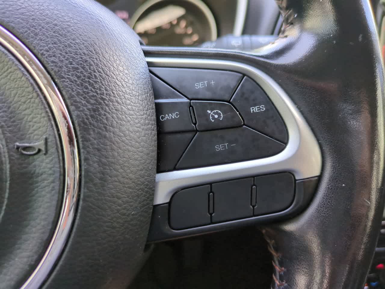 Thumbnail: 2020 Jeep Compass - 24