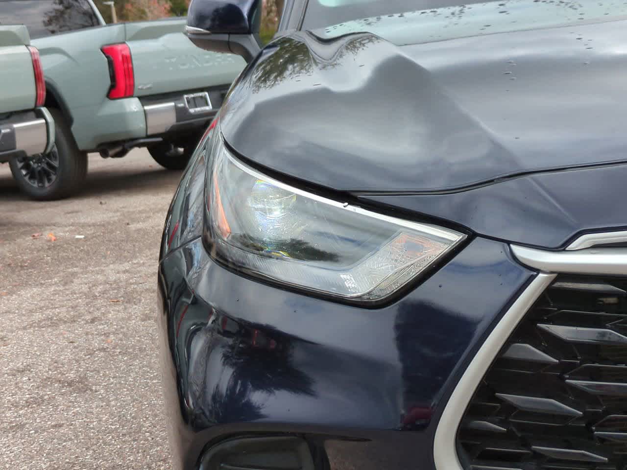 Thumbnail: 2022 Toyota Highlander - 10