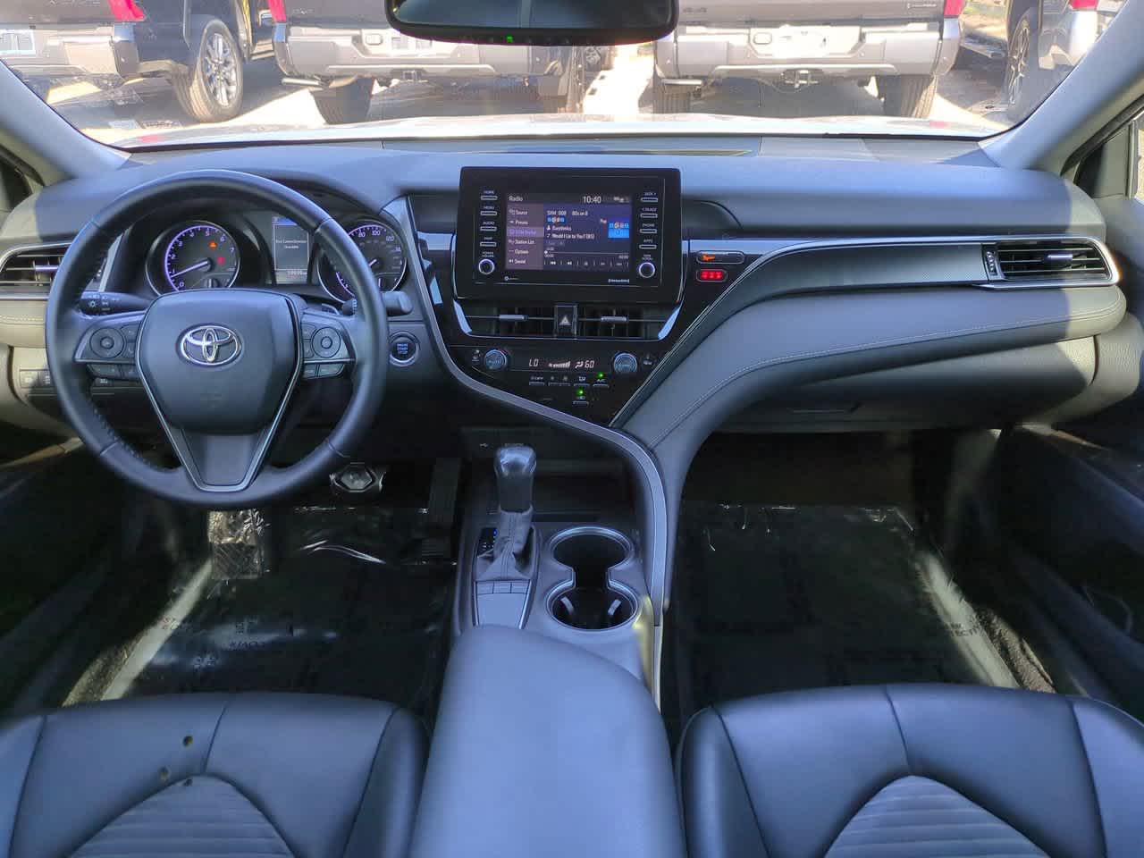 Thumbnail: 2022 Toyota Camry - 14