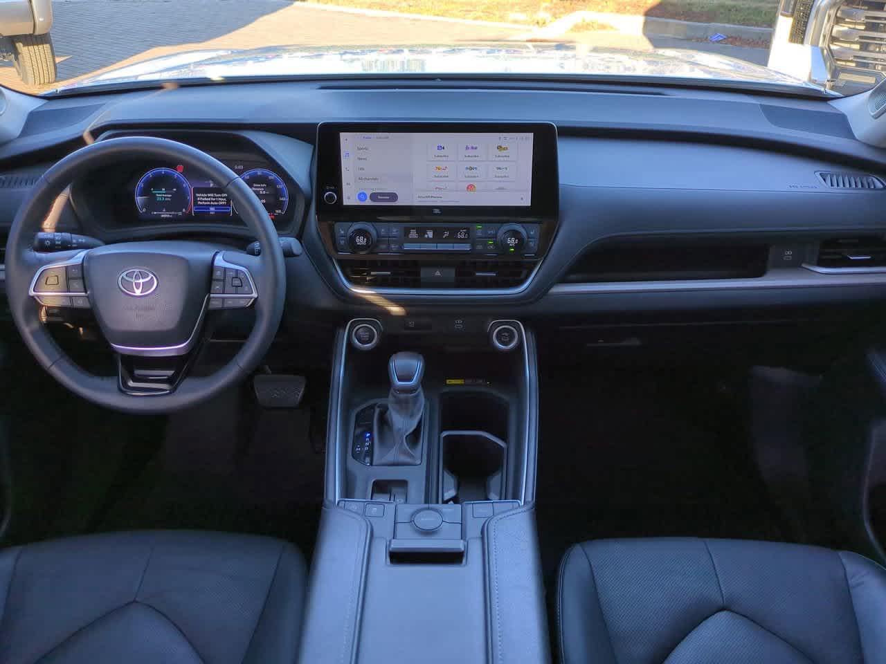 Thumbnail: 2024 Toyota Grand Highlander - 14