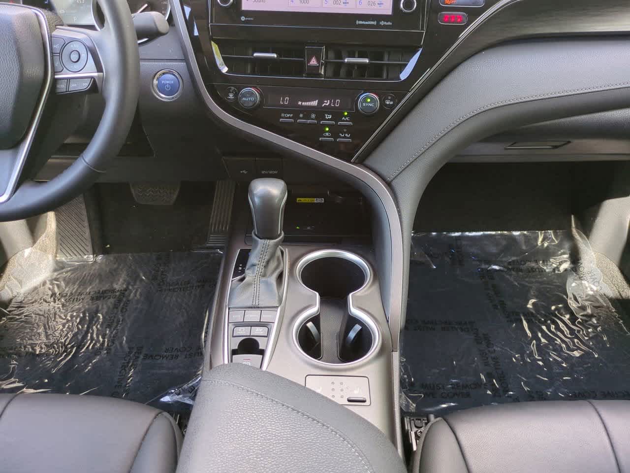 Thumbnail: 2024 Toyota Camry - 18