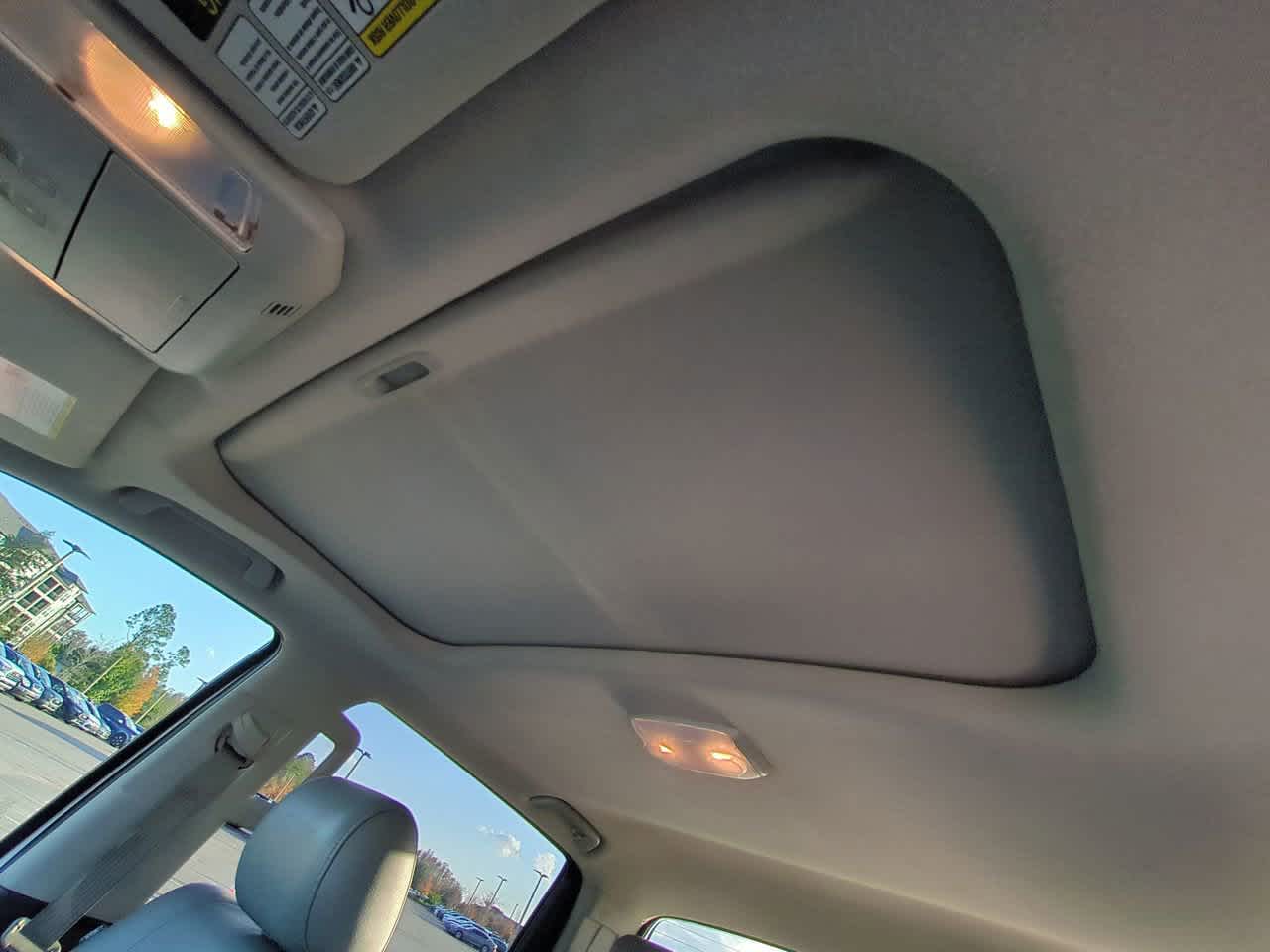 Thumbnail: 2013 Toyota Tundra - 18