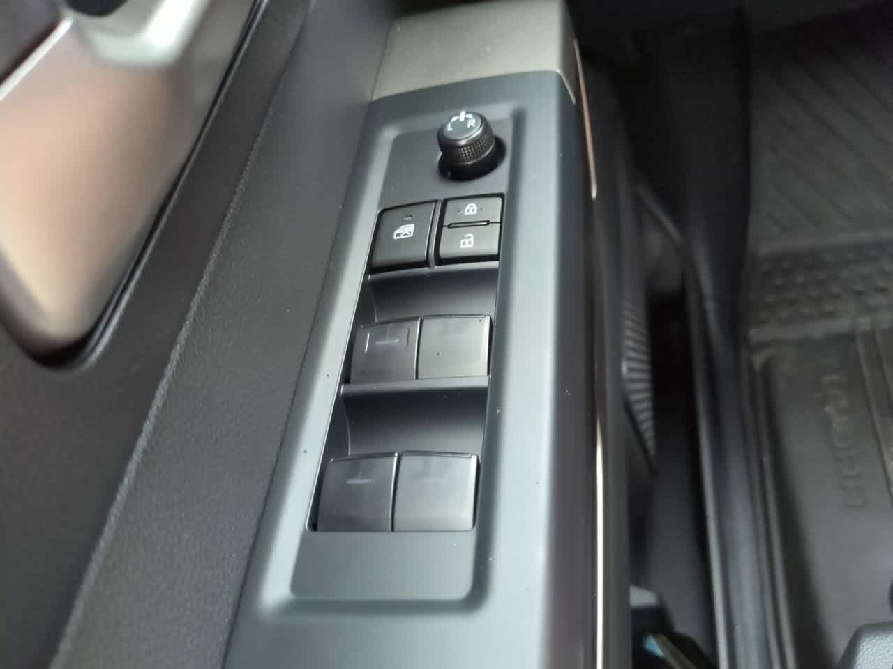 Thumbnail: 2025 Toyota Tundra - 22