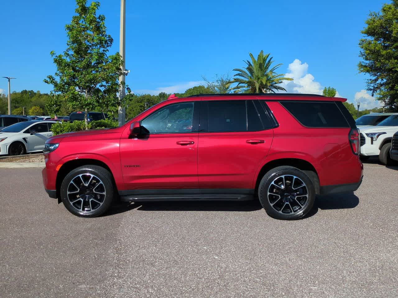 Thumbnail: 2021 Chevrolet Tahoe - 3