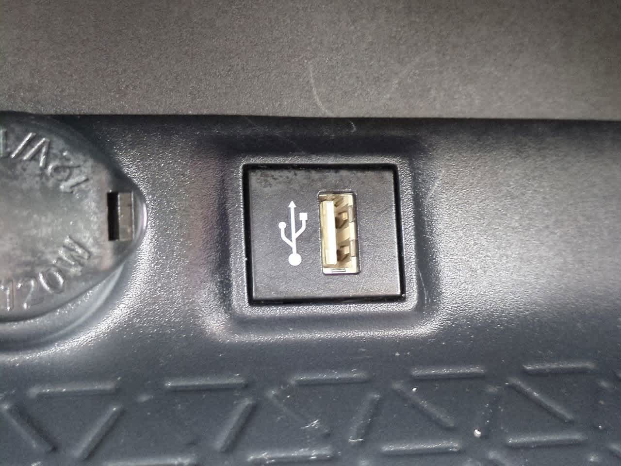 Thumbnail: 2025 Toyota RAV4 - 20