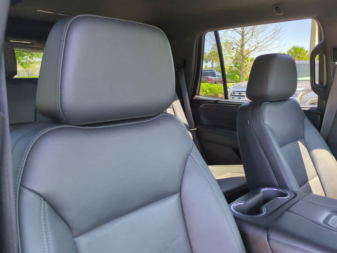 Thumbnail: 2022 Chevrolet Tahoe - 7