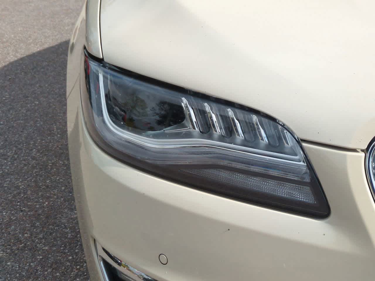 Thumbnail: 2018 Lincoln MKZ - 10