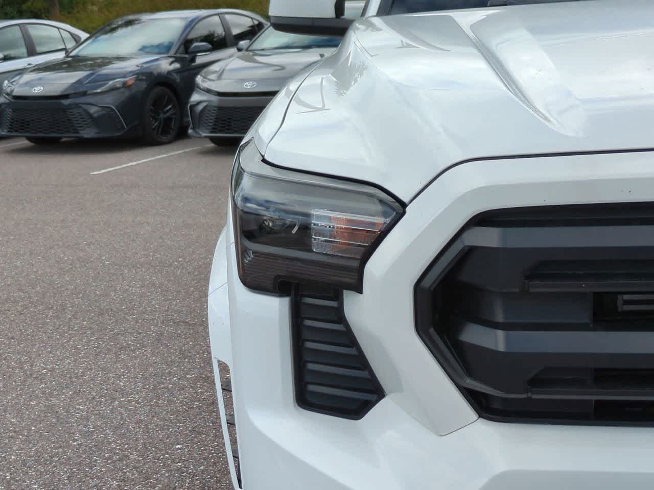 Thumbnail: 2025 Toyota Tacoma - 10