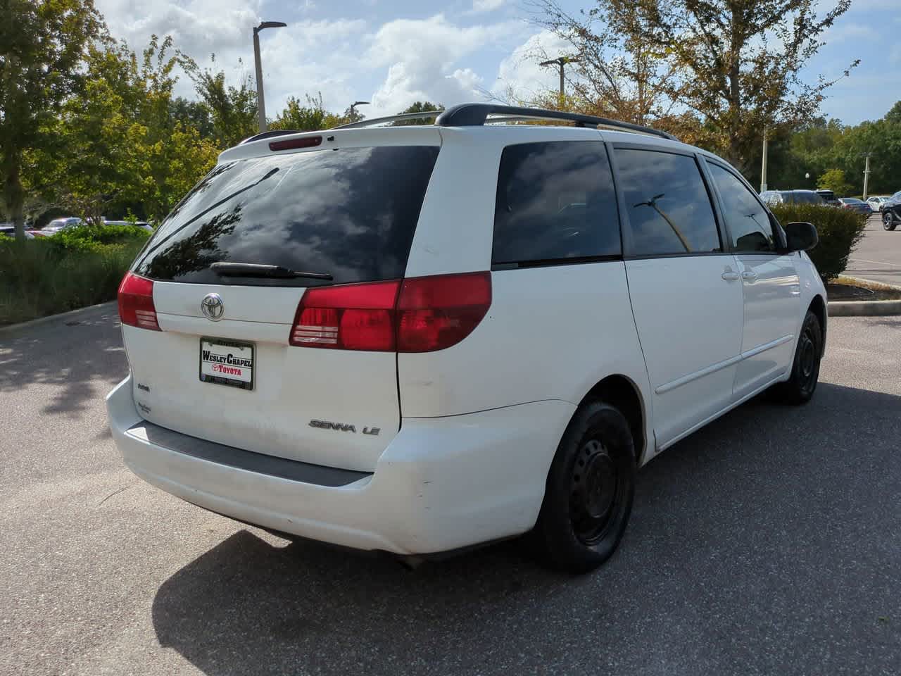 Thumbnail: 2004 Toyota Sienna - 6