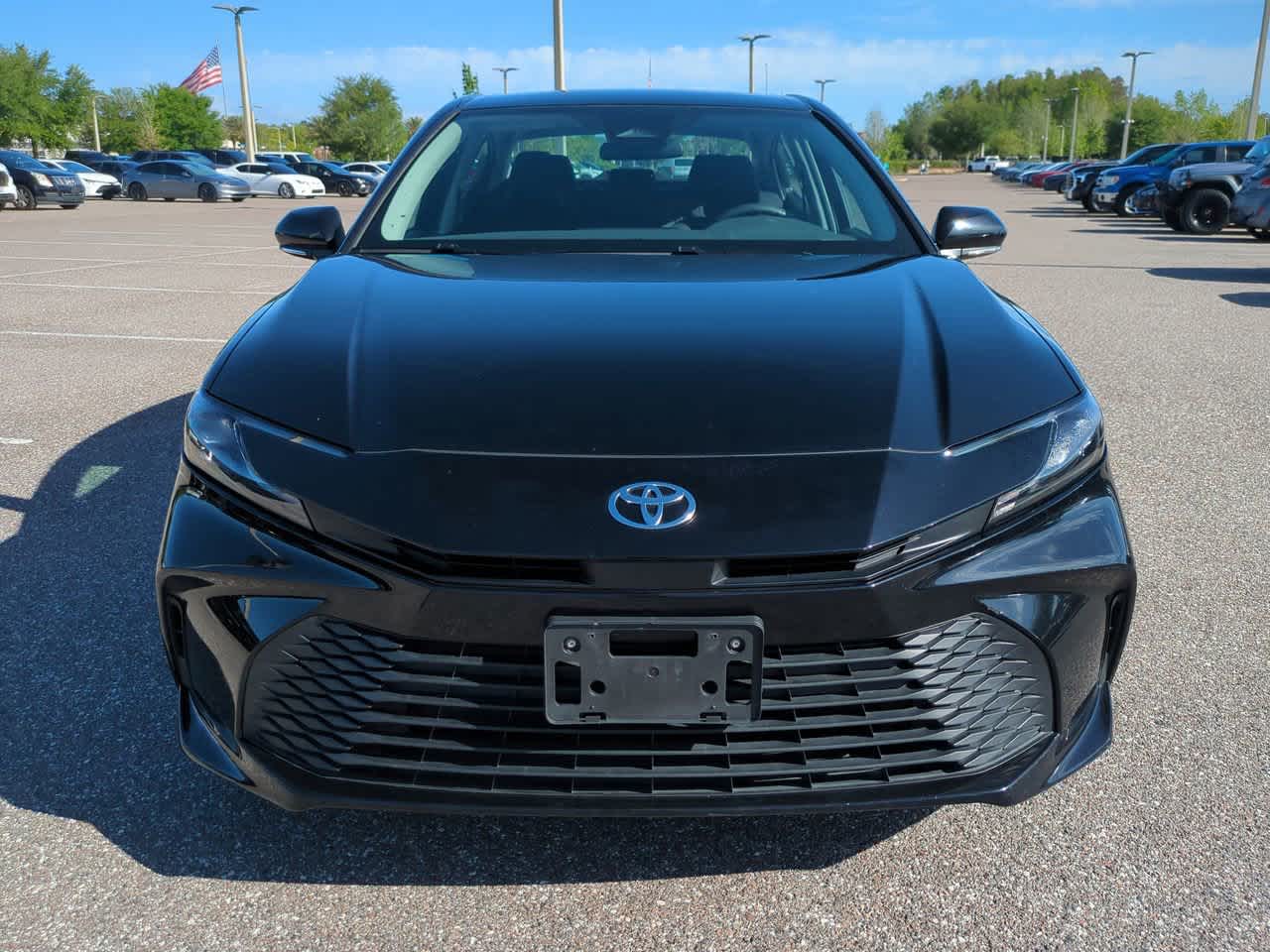 Thumbnail: 2025 Toyota Camry - 9