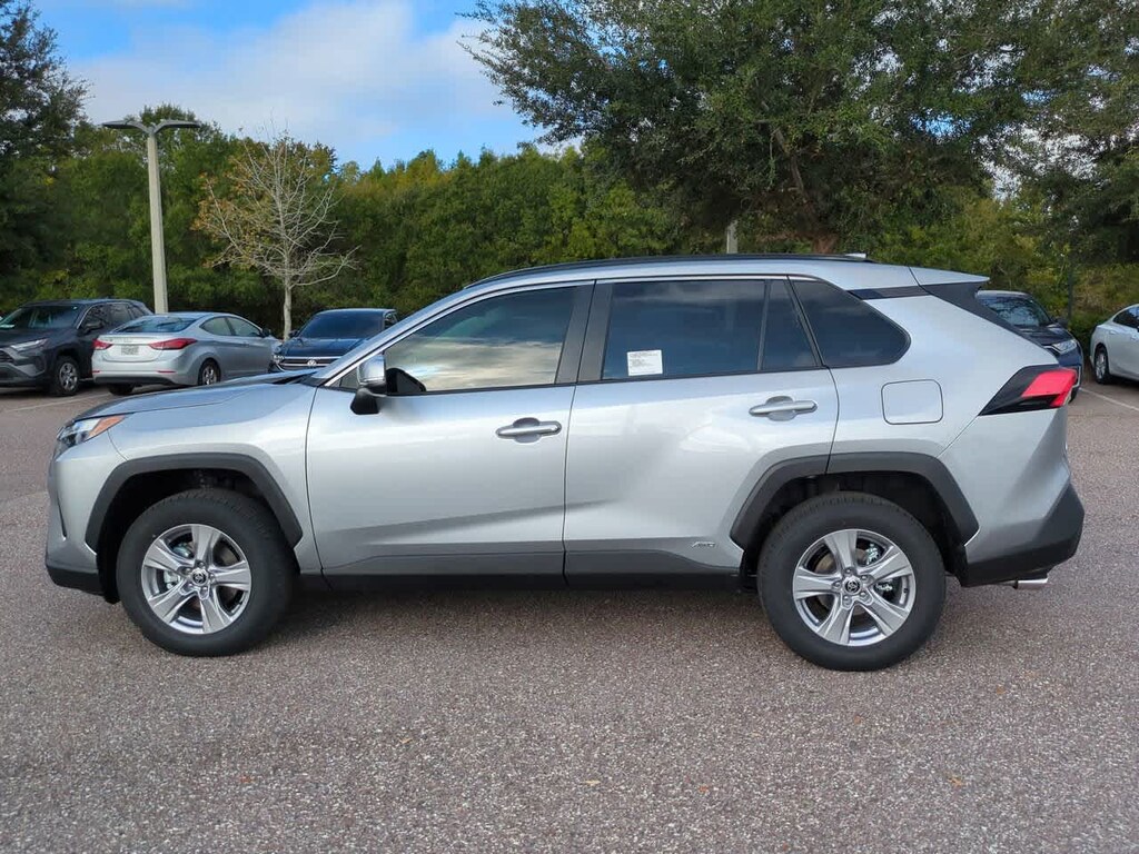 New 2025 Toyota RAV4 Hybrid XLE SUV