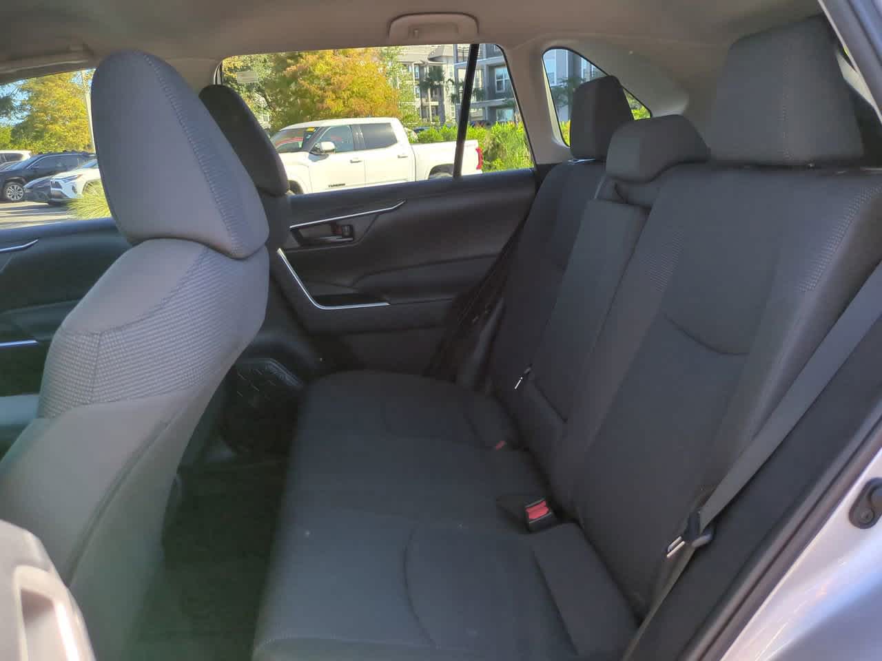 Thumbnail: 2022 Toyota RAV4 - 13