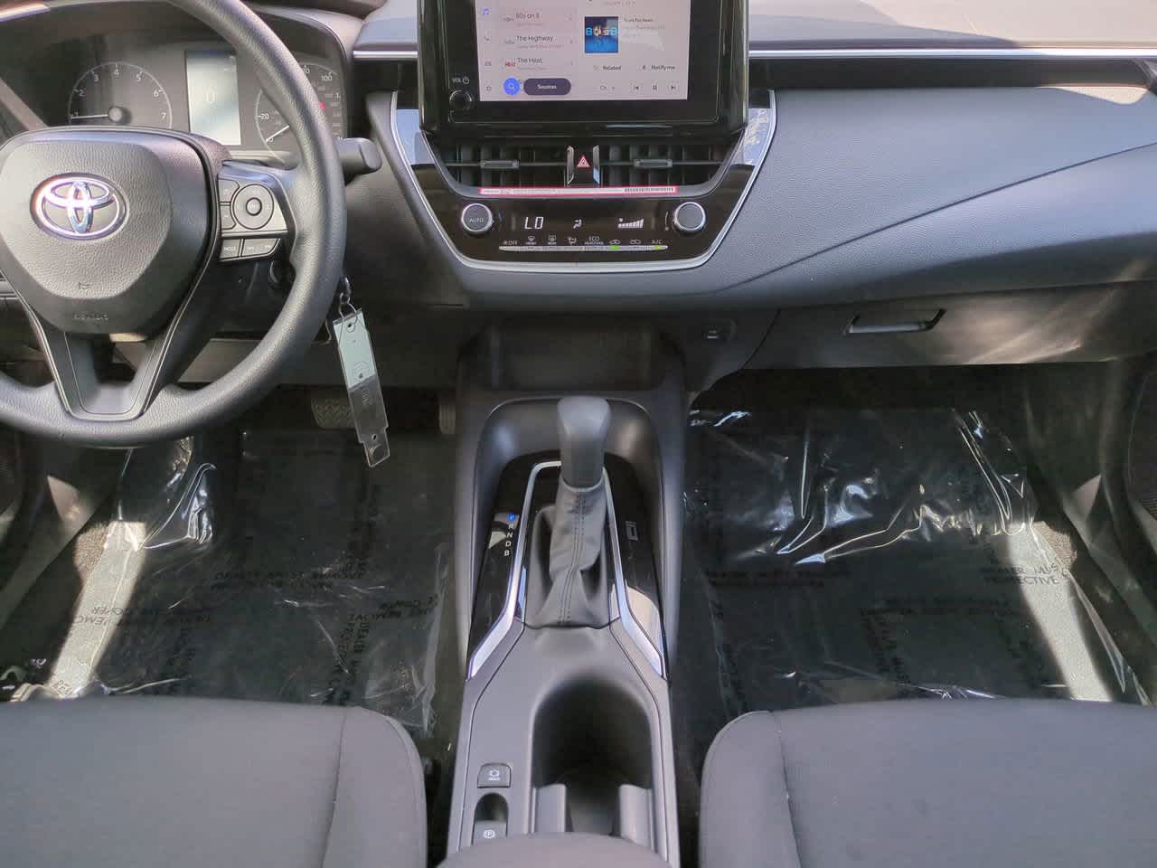 Thumbnail: 2025 Toyota Corolla - 18