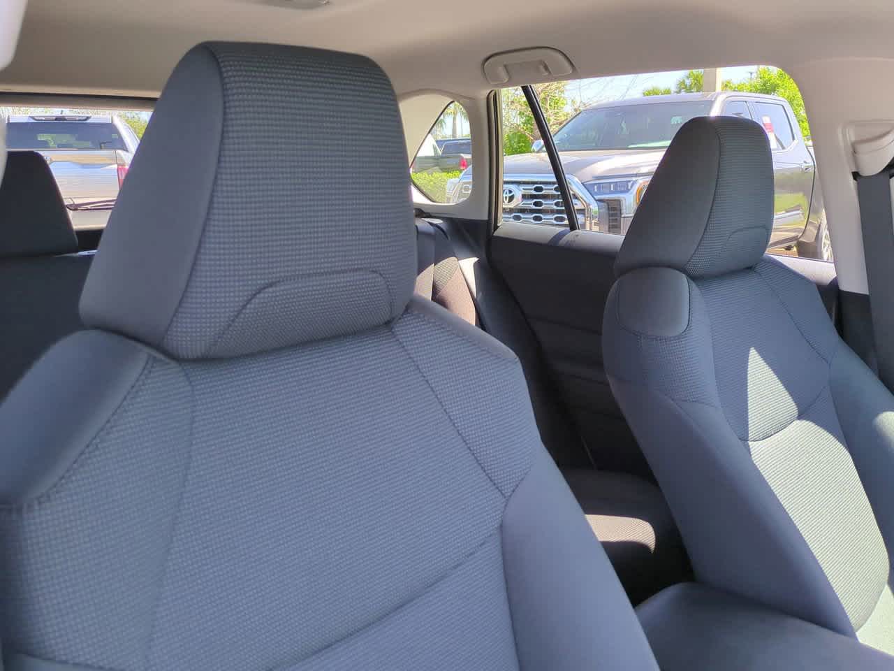 Thumbnail: 2025 Toyota RAV4 - 7