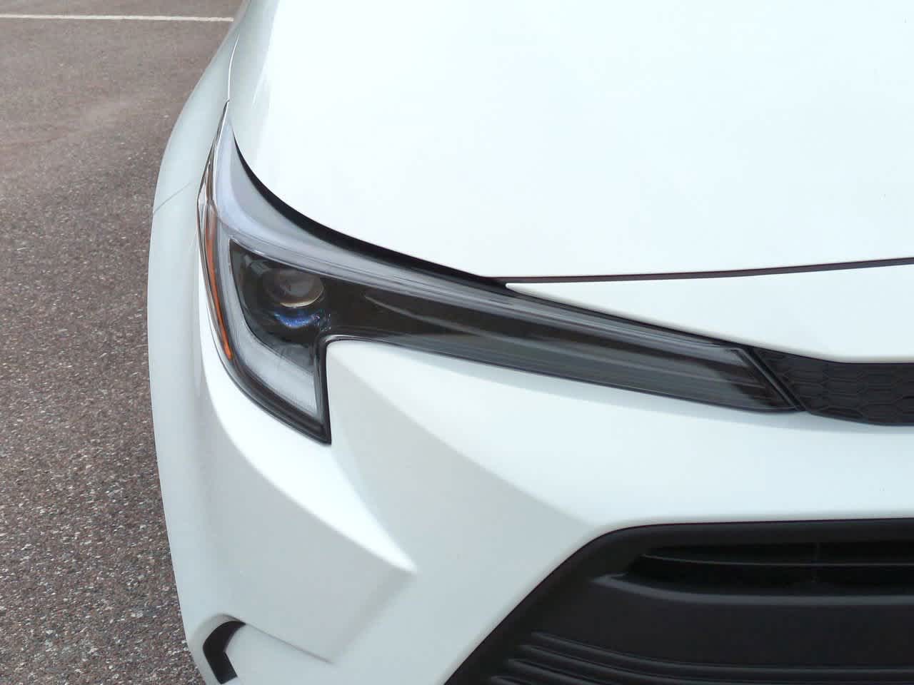 2025 Toyota Corolla LE 10