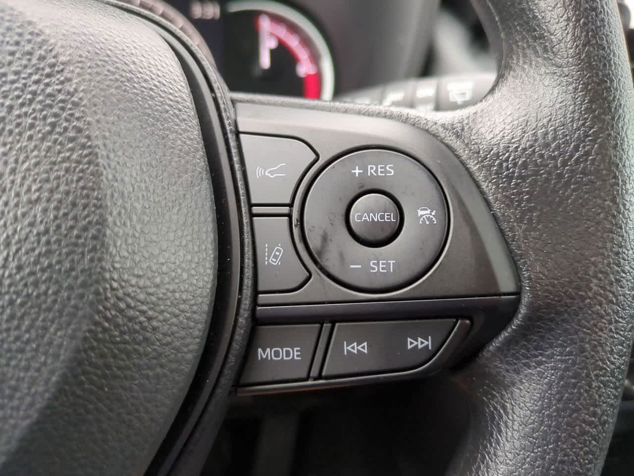 Thumbnail: 2025 Toyota RAV4 - 23