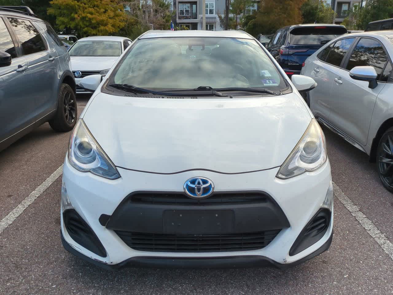 Thumbnail: 2017 Toyota Prius c - 7
