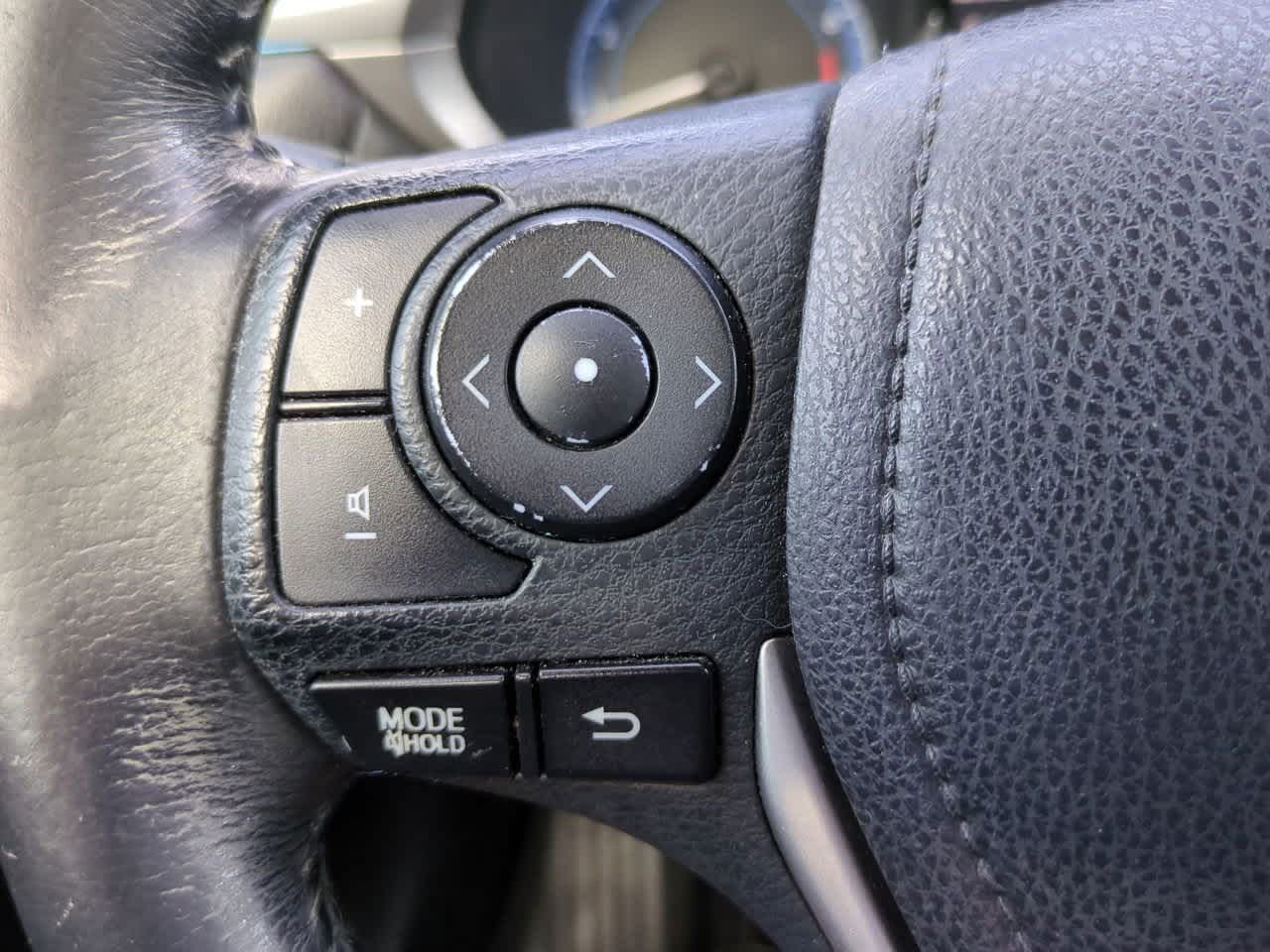 Thumbnail: 2015 Toyota Corolla - 22