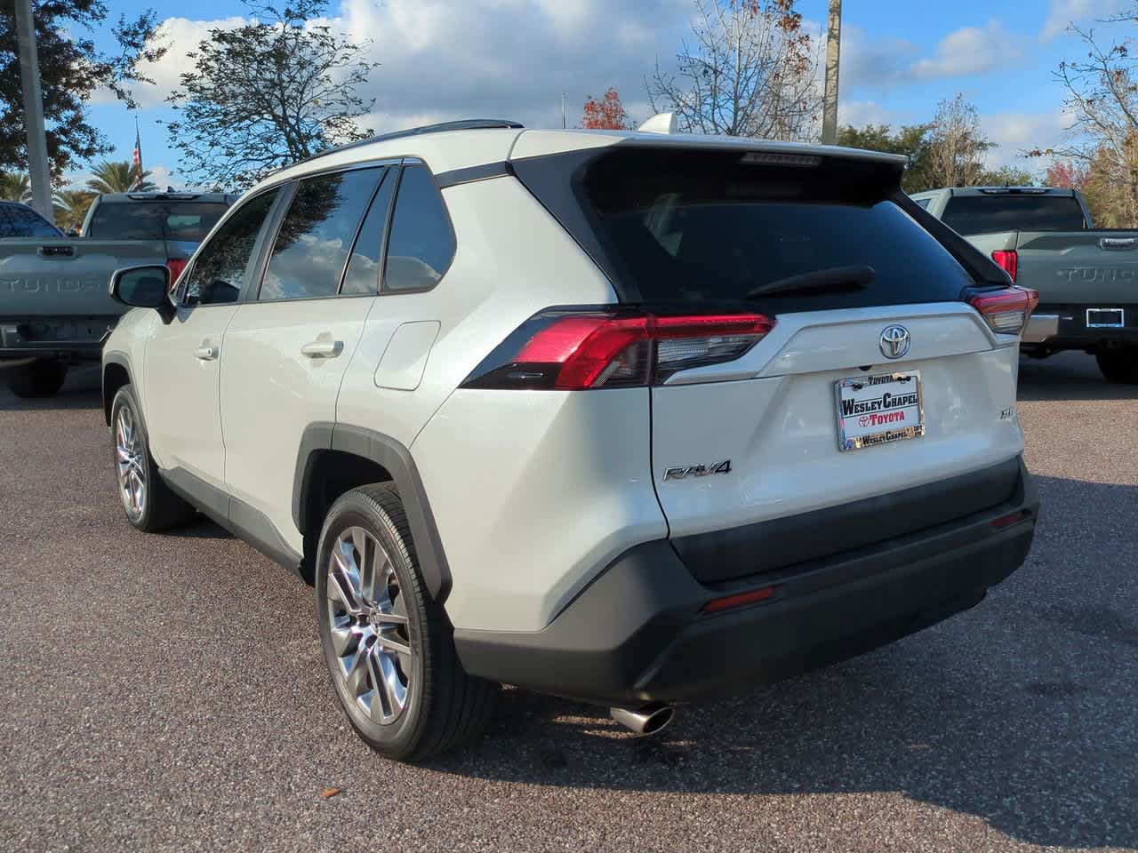 Thumbnail: 2021 Toyota RAV4 - 4