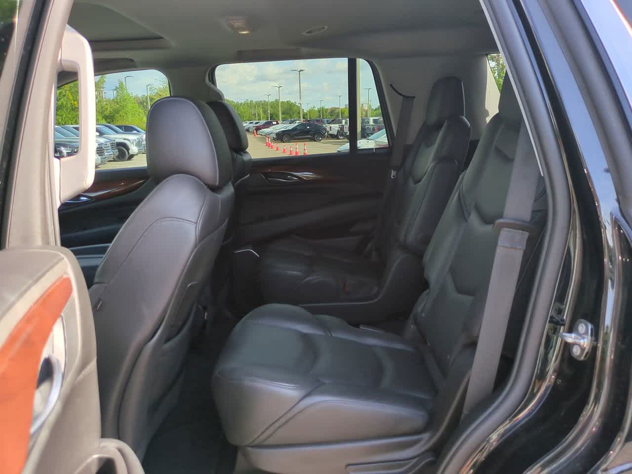 Thumbnail: 2019 Cadillac Escalade - 13