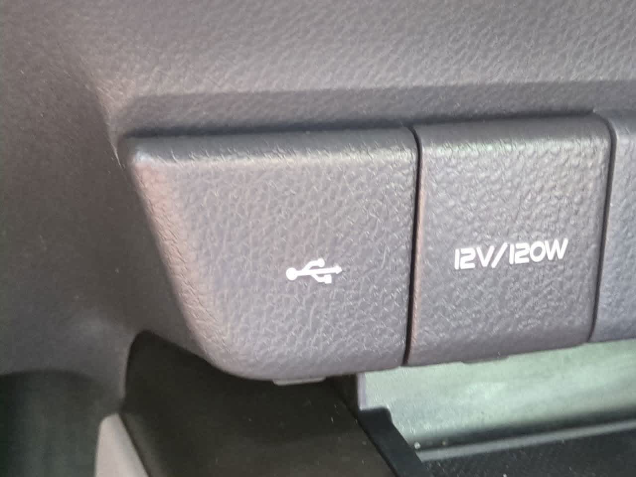 2023 Toyota Camry SE 20